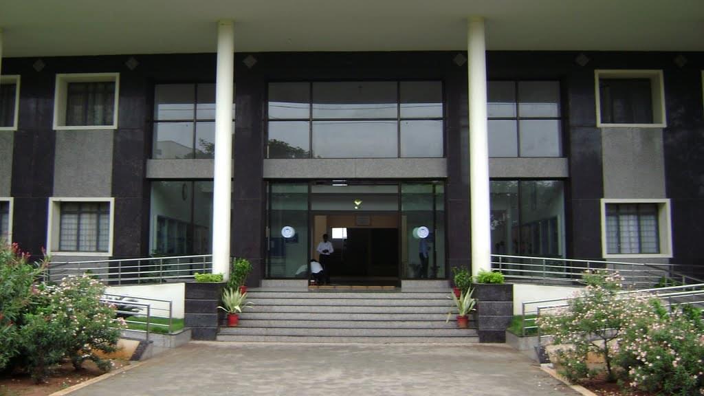 NGP Institute of Technology Campus Building photo 4